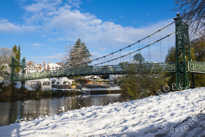 Porthill Bridge over the River Severn in Shrewsbury, Shropshire.