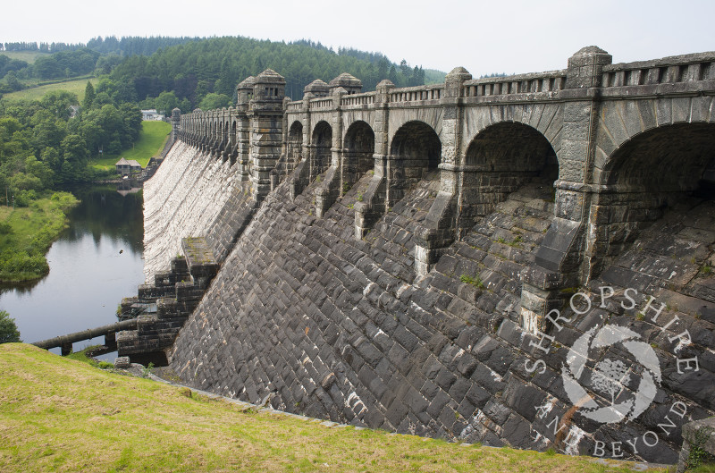 The Victorian dam at Lake Vyrnwy in summer, Montgomeryshire, Powys, Wales.