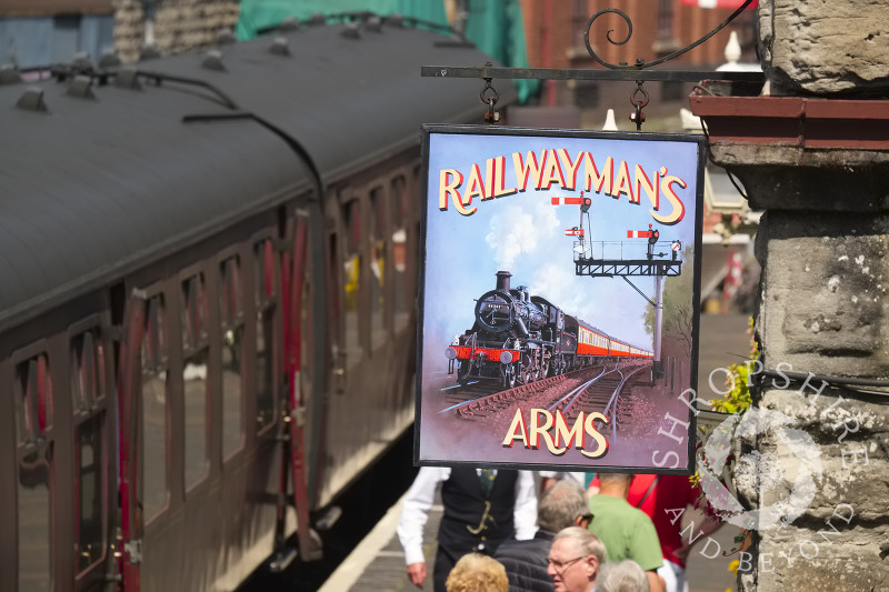 Railwayman's Arms pub sign on the platform at Bridgnorth Station, on the Severn Valley Railway line, Shropshire, England.