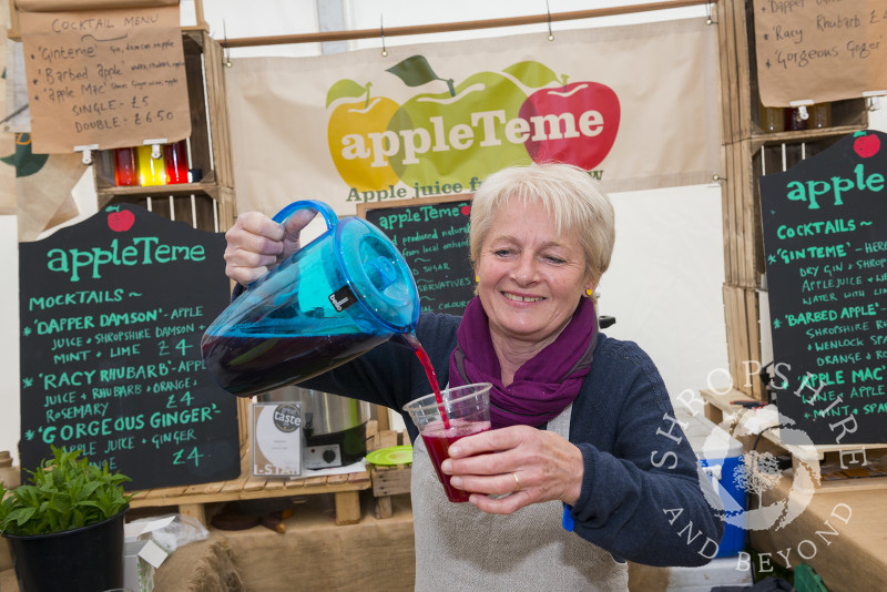 Jane Cullen of AppleTeme pouring a drink at Ludlow Spring Festival.