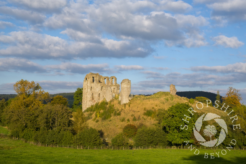 The ruins of Clun Castle seen in autumn, Shropshire, England.