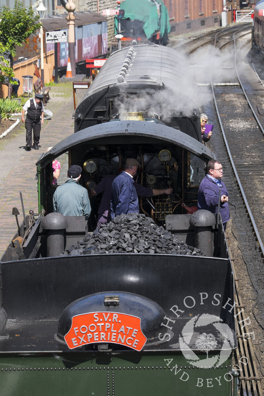 The GWR steam locomotive Erlestoke Manor 7812 at Bridgnorth Station on the Severn Valley Railway, Shropshire.
