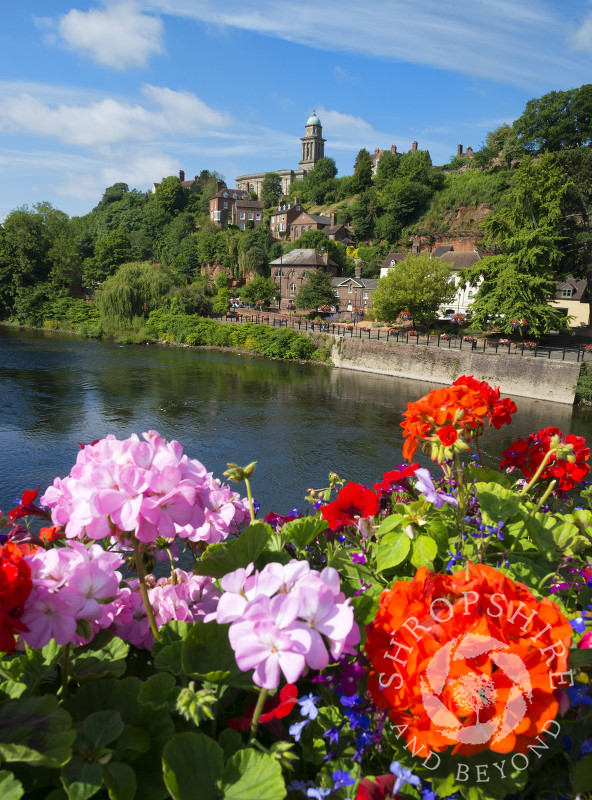 St Mary's Church overlooking the River Severn at Bridgnorth, Shropshire.