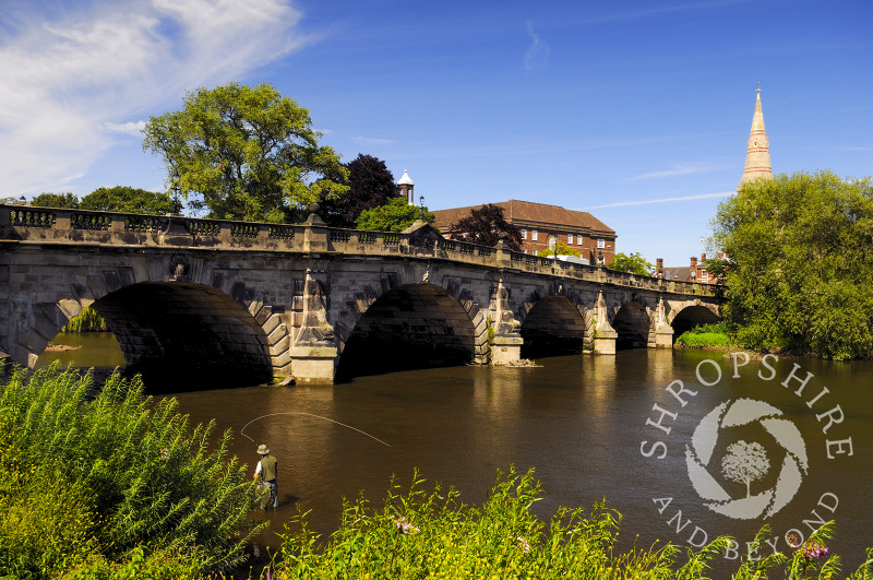 English Bridge over the River Severn at Shrewsbury, Shropshire, England.