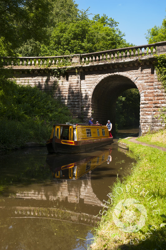 Chillington estate bridge on the Shropshire Union Canal at Brewood, Staffordshire, England.