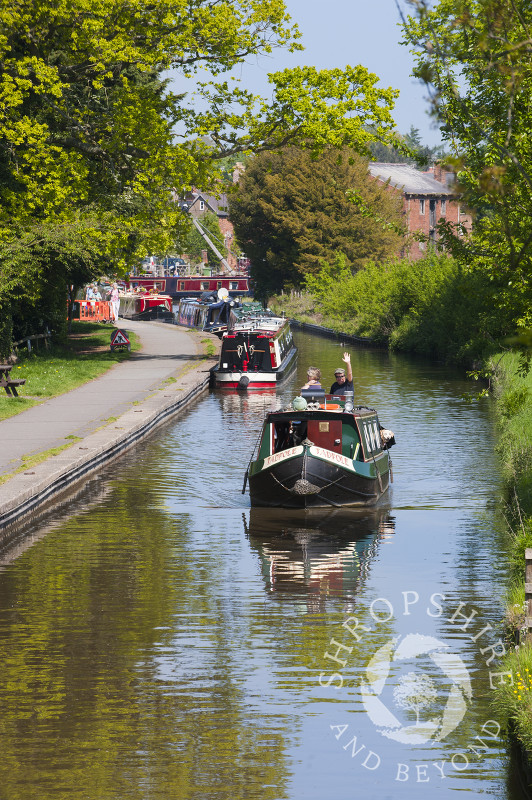 Canal boats on the Llangollen Canal at Ellesmere Wharf, Shropshire, England.