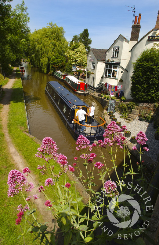 A narrowboat on the Shropshire Union Canal at Gnosall, Staffordshire, England.